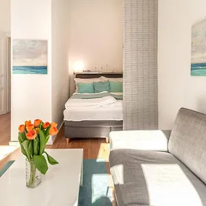  Appartement Luxurious And Bright, 5 Min To City Center