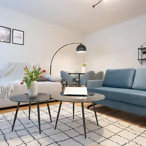  Appartement Chic 1-bed By Canal Walk To Historic Centre